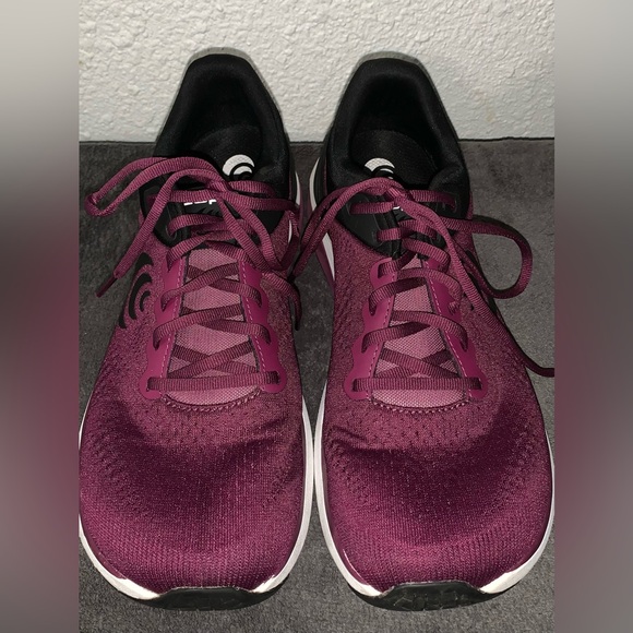 Purple Topo Sneakers - Picture 6 of 9